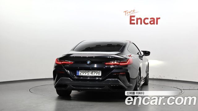 BMW 8 Series (G15) M850i xDrive Coupe 2024 — фото 4