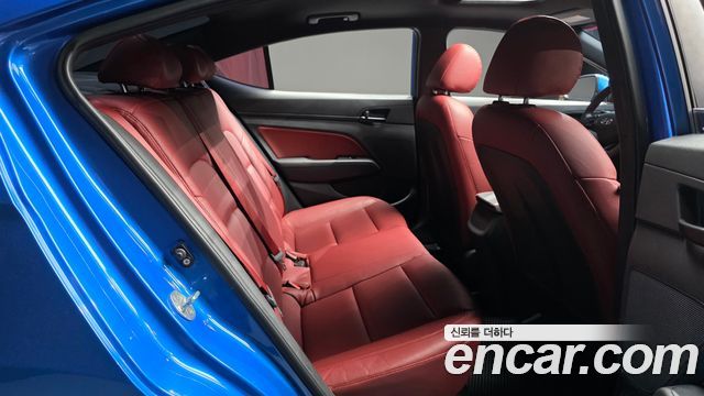 Hyundai Avante (AD) 1.6 Turbo Sport Extreme Selection 2017 — фото 11