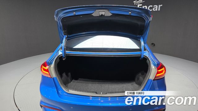 Hyundai Avante (AD) 1.6 Turbo Sport Extreme Selection 2017 — фото 19