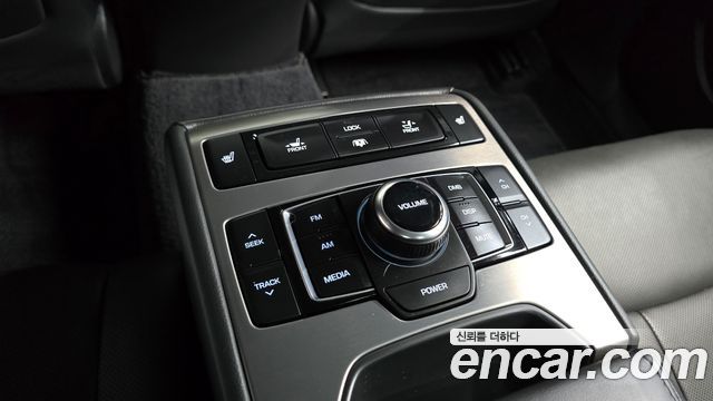 Hyundai Genesis (DH) G330 Premium AWD 2015 — фото 17