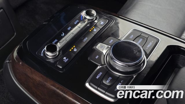 Genesis EQ900 3.8 GDI AWD Luxury 2016 — фото 19
