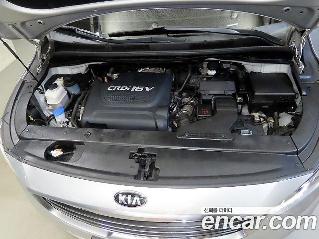 Kia Carnival 9-seater Noblesse 2017 — фото 23