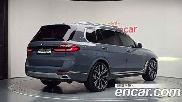 BMW X7 (G07) xDrive 40i Design Pure Excellence Frist Edition 6STR 2023 — фото 2