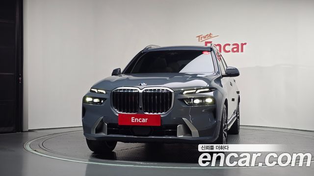 BMW X7 (G07) xDrive 40i Design Pure Excellence Frist Edition 6STR 2023 — фото 3