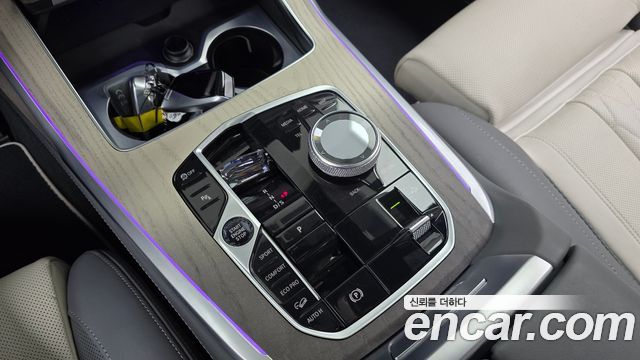 BMW X7 (G07) xDrive 40i Design Pure Excellence Frist Edition 6STR 2023 — фото 9
