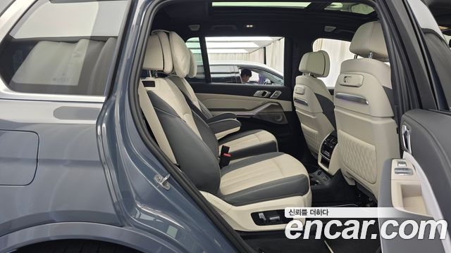 BMW X7 (G07) xDrive 40i Design Pure Excellence Frist Edition 6STR 2023 — фото 15