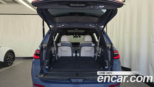 BMW X7 (G07) xDrive 40i Design Pure Excellence Frist Edition 6STR 2023 — фото 21
