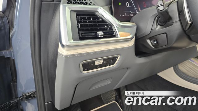 BMW X7 (G07) xDrive 40i Design Pure Excellence Frist Edition 6STR 2023 — фото 33