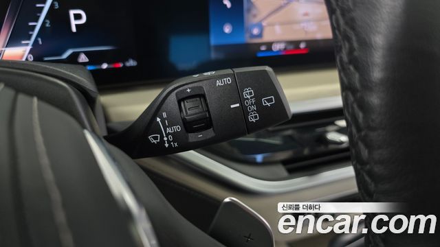 BMW X7 (G07) xDrive 40i Design Pure Excellence Frist Edition 6STR 2023 — фото 34