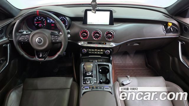 Kia Stinger 2.0 Turbo 2WD Platinum 2019 — фото 7