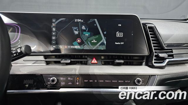 Kia Sportage (V) Diesel 2.0 2WD Prestige 2023 — фото 14