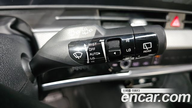 Kia Sportage (V) Diesel 2.0 2WD Prestige 2023 — фото 20