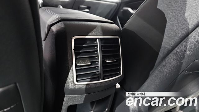 Kia Sportage (V) Diesel 2.0 2WD Prestige 2023 — фото 30
