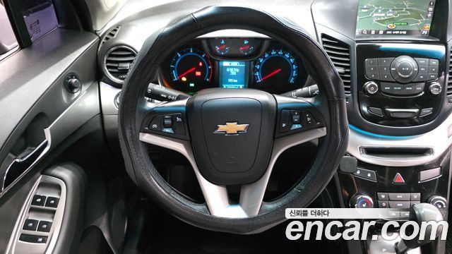 Chevrolet Orlando 2.0 Diesel LTZ Premium 2014 — фото 17