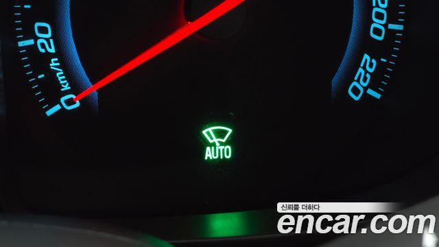 Chevrolet Orlando 2.0 Diesel LTZ Premium 2014 — фото 34