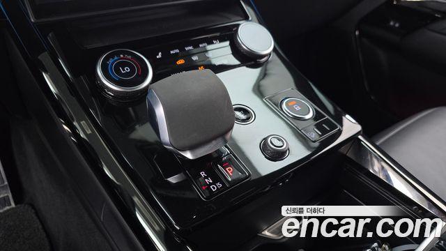 Land Rover Range Rover Sport (III) P360 Autobiography 2023 — фото 9