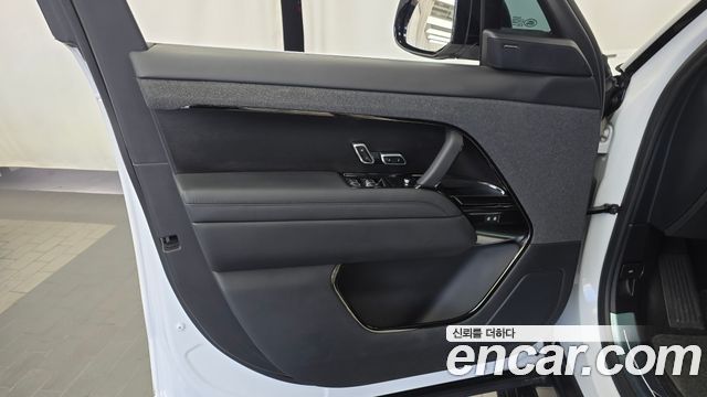 Land Rover Range Rover Sport (III) P360 Autobiography 2023 — фото 30