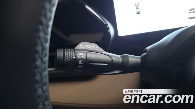 Renault Korea Grand Koleos 1.5 E-TECH Iconic 2WD 2025 — фото 28