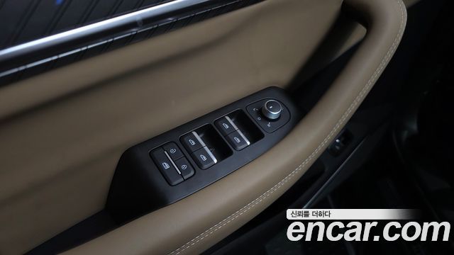 Renault Korea Grand Koleos 1.5 E-TECH Iconic 2WD 2025 — фото 30
