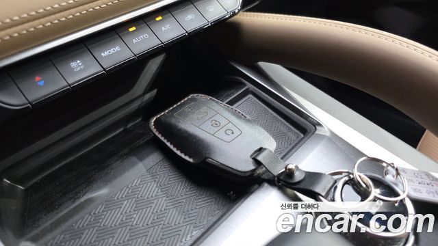 Renault Korea Grand Koleos 1.5 E-TECH Iconic 2WD 2025 — фото 32