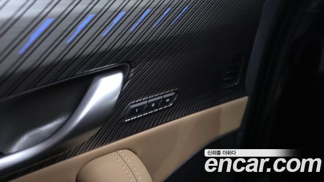Renault Korea Grand Koleos 1.5 E-TECH Iconic 2WD 2025 — фото 36