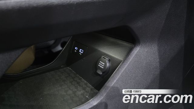 Renault Korea Grand Koleos 1.5 E-TECH Iconic 2WD 2025 — фото 37