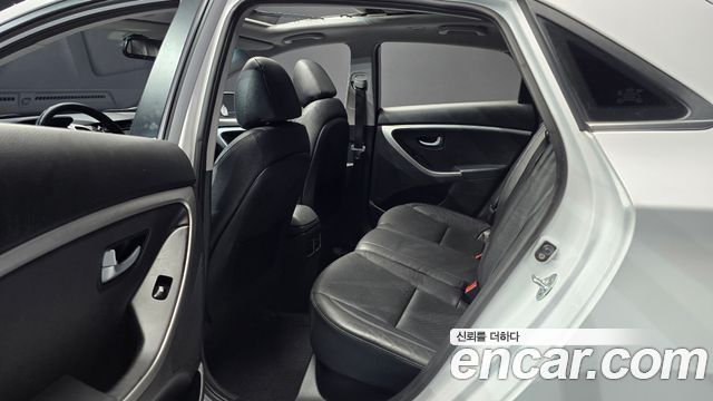 Hyundai i30 2.0 PYL 2015 — фото 12