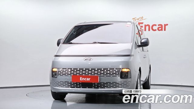 Hyundai Staria Tourer 11-Seater Smart 2024 — фото 3