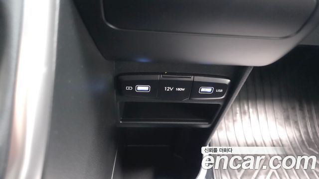 Hyundai Staria Tourer 11-Seater Smart 2024 — фото 18