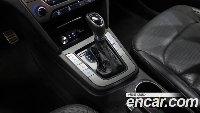 Hyundai Avante (AD) 1.6 GDI Premium 2016 — фото 9