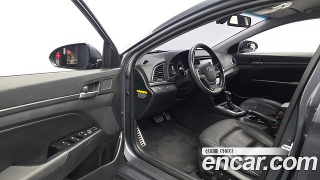 Hyundai Avante (AD) 1.6 GDI Premium 2016 — фото 10