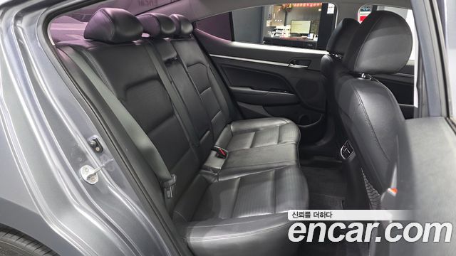 Hyundai Avante (AD) 1.6 GDI Premium 2016 — фото 12