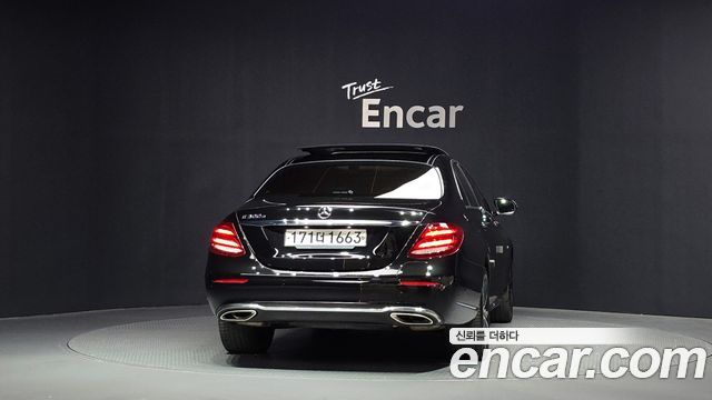 Mercedes-Benz E-Class (W213) E300e Exclusive 2019 — фото 4