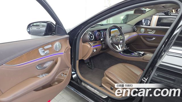 Mercedes-Benz E-Class (W213) E300e Exclusive 2019 — фото 10