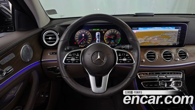 Mercedes-Benz E-Class (W213) E300e Exclusive 2019 — фото 13