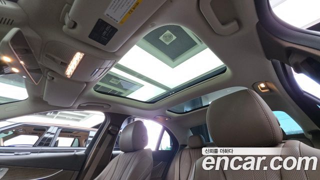 Mercedes-Benz E-Class (W213) E300e Exclusive 2019 — фото 18