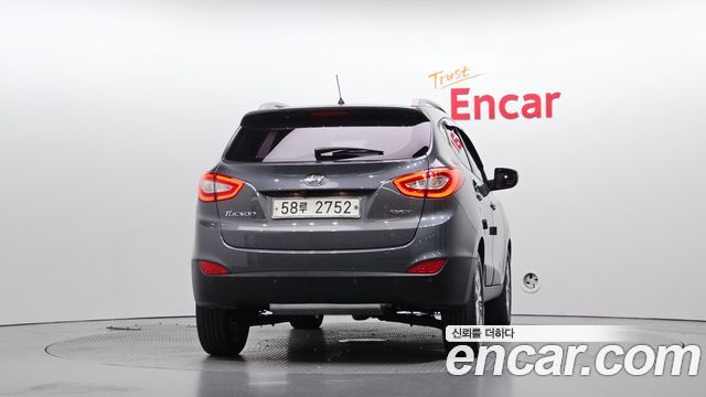 Hyundai Tucson ix Diesel(e-VGT) 2WD Smart special 2015 — фото 4