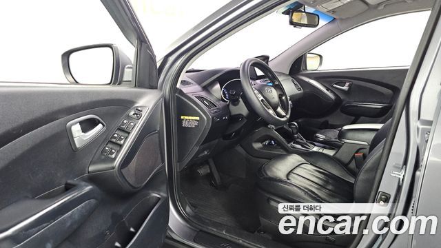 Hyundai Tucson ix Diesel(e-VGT) 2WD Smart special 2015 — фото 10