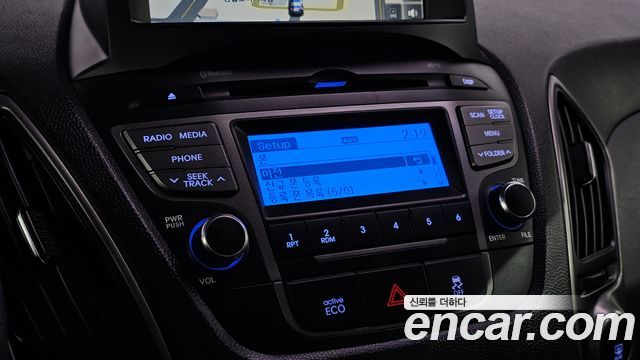 Hyundai Tucson ix Diesel(e-VGT) 2WD Smart special 2015 — фото 16