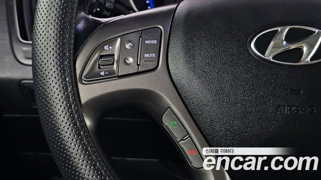 Hyundai Tucson ix Diesel(e-VGT) 2WD Smart special 2015 — фото 18