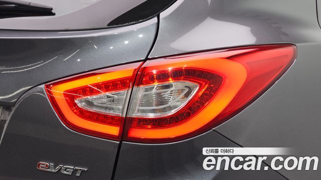 Hyundai Tucson ix Diesel(e-VGT) 2WD Smart special 2015 — фото 23