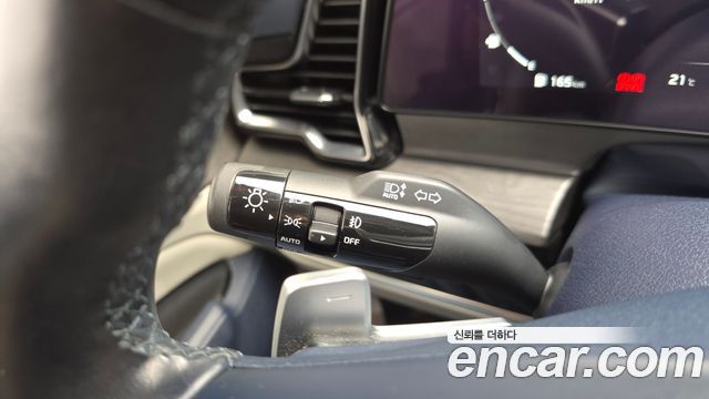 Kia Sportage (V) Gasoline 1.6 Turbo 2WD Signature Gravity 2022 — фото 28