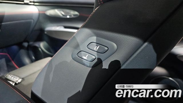 Genesis GV70 2.5T Gasoline AWD 2024 — фото 33