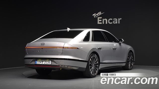 Hyundai Grandeur (GN7) 2,5 Gasoline 2WD Calligraphy 2023 — фото 2