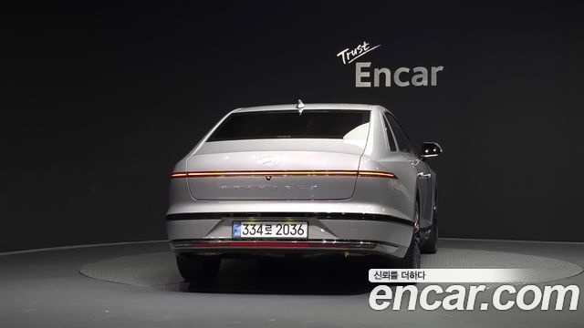 Hyundai Grandeur (GN7) 2,5 Gasoline 2WD Calligraphy 2023 — фото 4