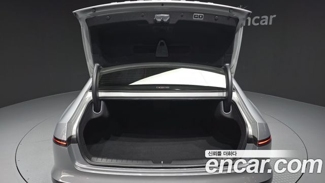 Hyundai Grandeur (GN7) 2,5 Gasoline 2WD Calligraphy 2023 — фото 20