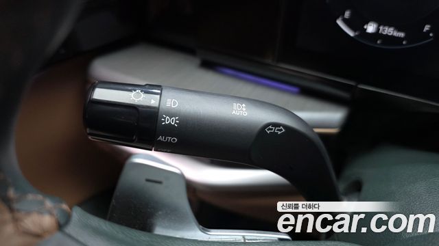 Hyundai Grandeur (GN7) 2,5 Gasoline 2WD Calligraphy 2023 — фото 30