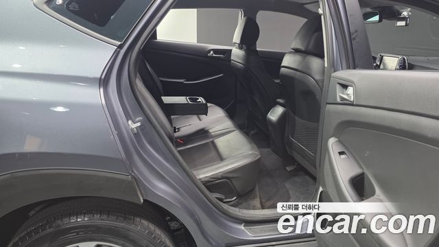 Hyundai Tucson Diesel 2.0 2WD Smart 2020 — фото 16