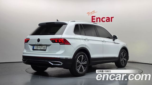 Volkswagen Tiguan (II) 2.0 TDI Premium 2021 — фото 2