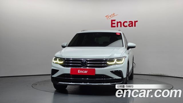 Volkswagen Tiguan (II) 2.0 TDI Premium 2021 — фото 3